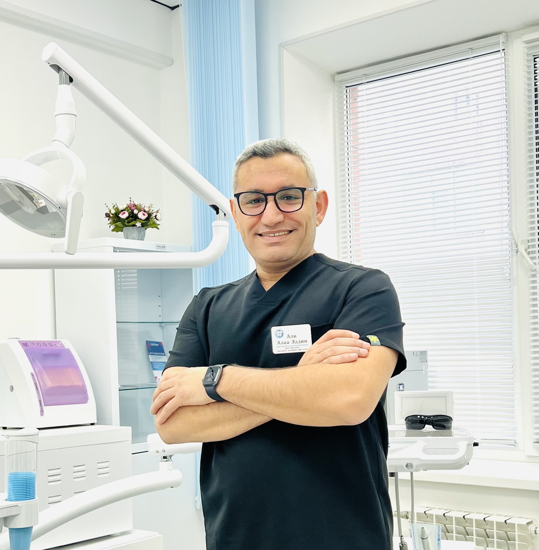 Ведущий специалист клиники Ортодонт про